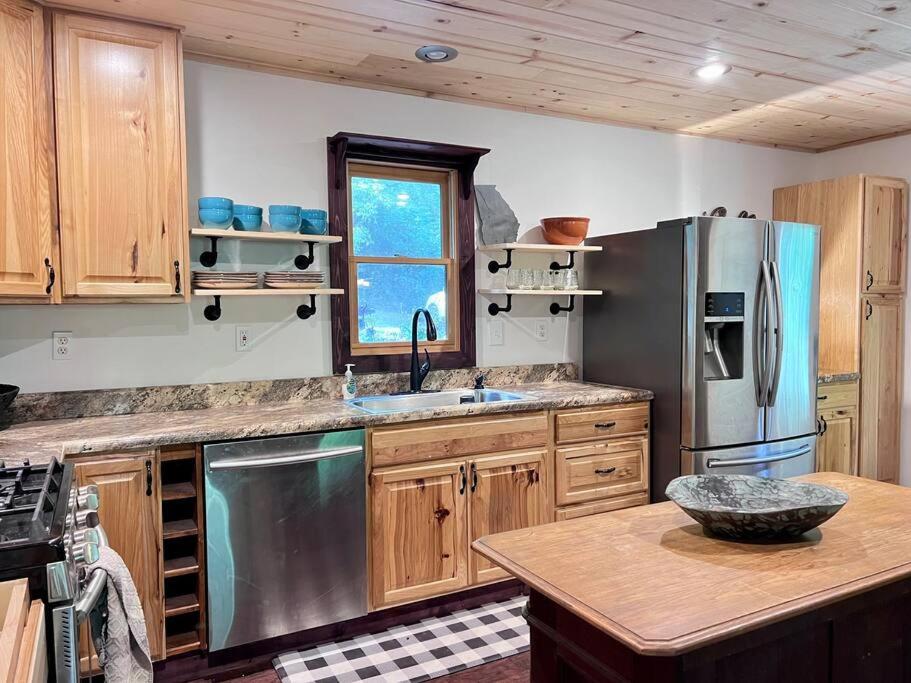 Close To Lake Blue Ridge, Hot Tub, Swing Beds Morganton Exteriör bild
